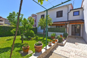 Apartments Nevina 1230